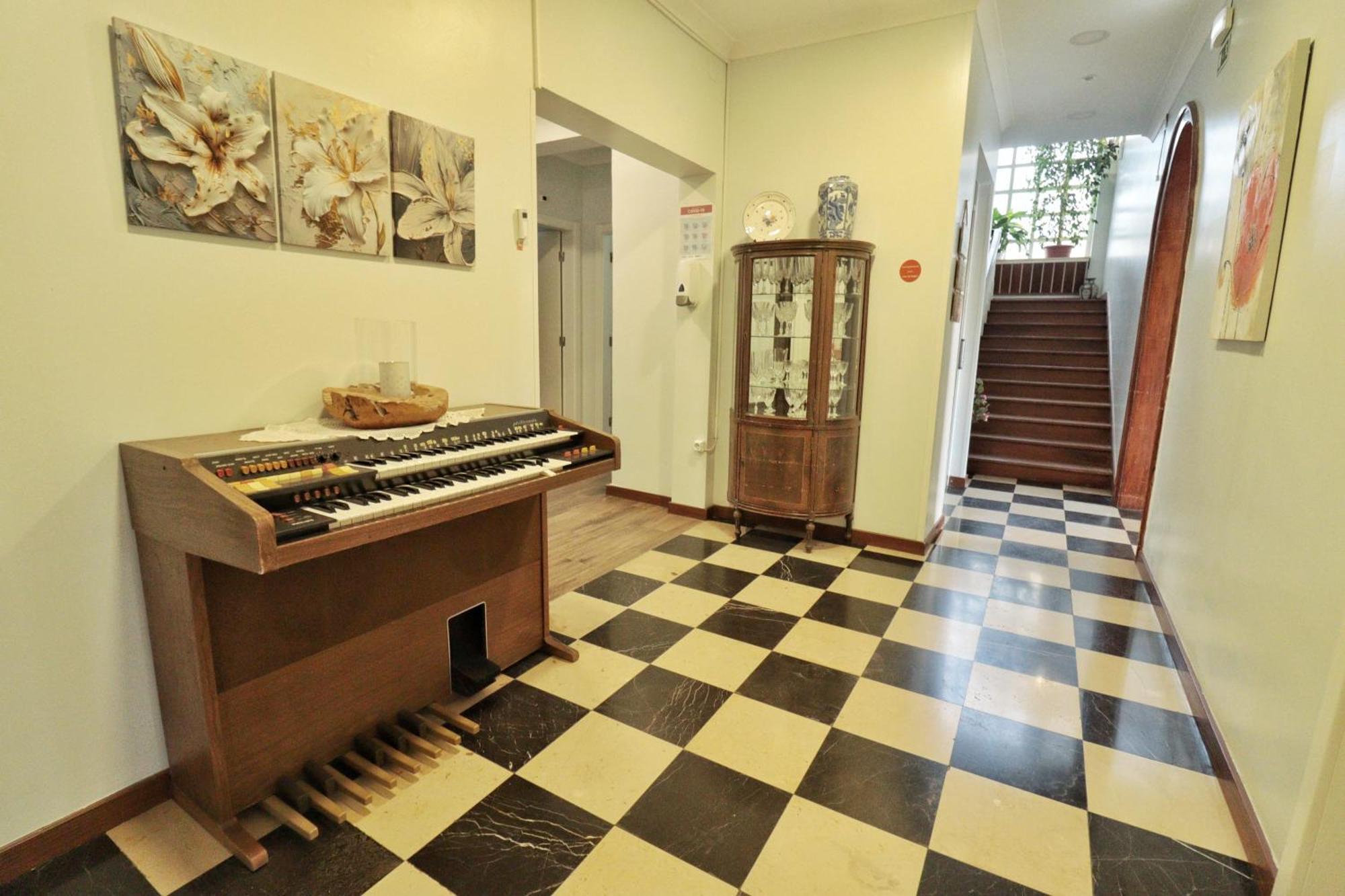 Hostel Jardins De Sao Luis Setúbal Zewnętrze zdjęcie