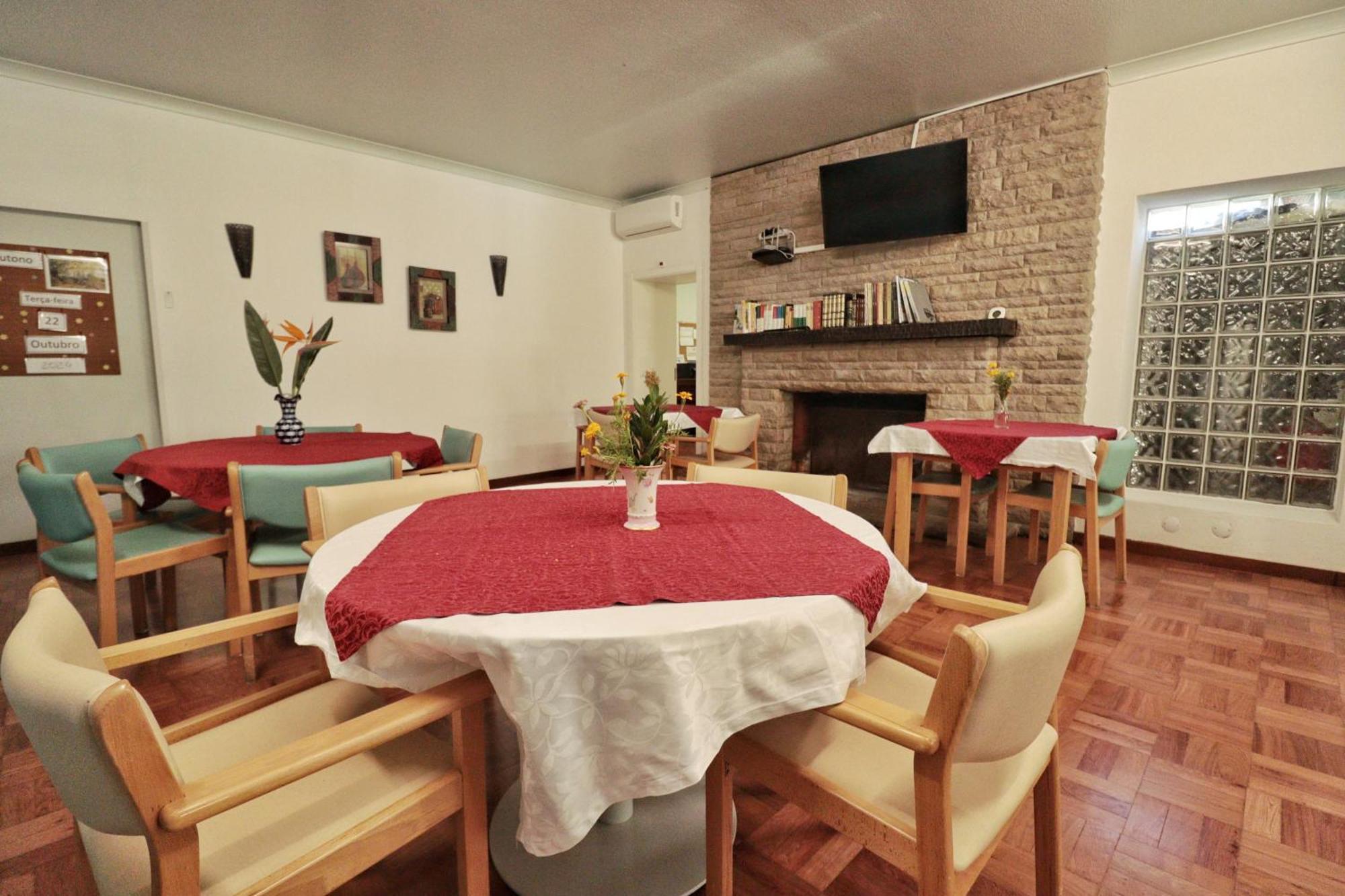 Hostel Jardins De Sao Luis Setúbal Zewnętrze zdjęcie
